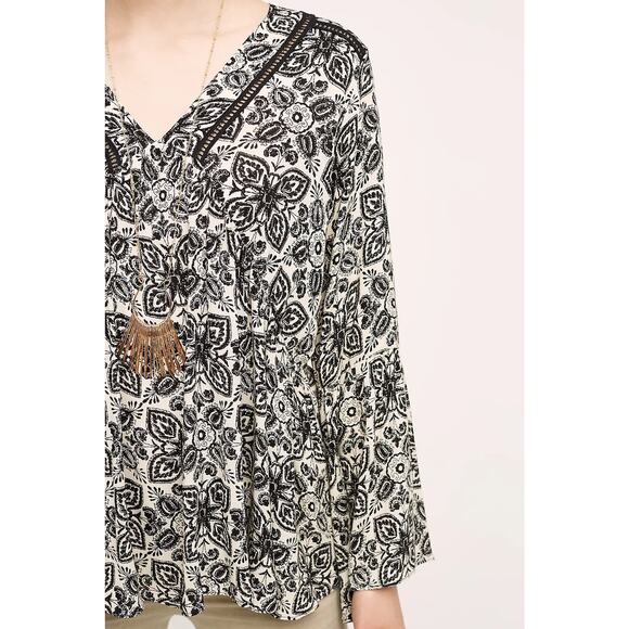 Anthropologie Hervine Peasant Top Women's Blouse Medium Bell Sleeve Flowy Floral - Picture 3 of 7